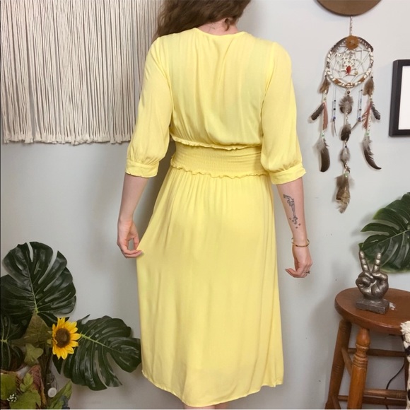 Élodie Yellow White Smocked Waist Midi Sundress with Sleeves Size Small - Picture 4 of 11